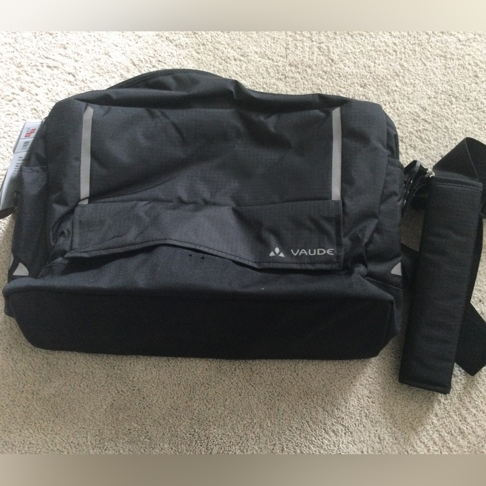 Black Vaude Bicycle Bag